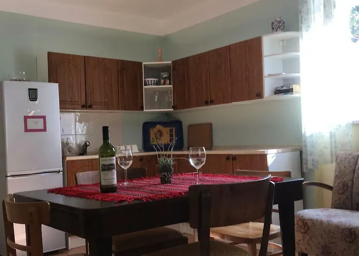 Garden View Apartment
